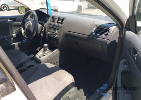 2013 Volkswagen Jetta 2.0L S from USA, damaged, VIN 3VW2K7AJ7DM352611